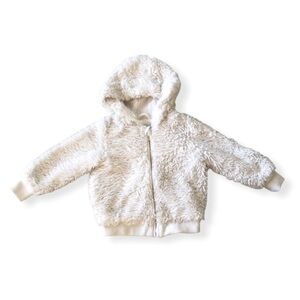 🎉3 For 15$🎉 Fluffy White Baby Zipper Hoodie 24 Months